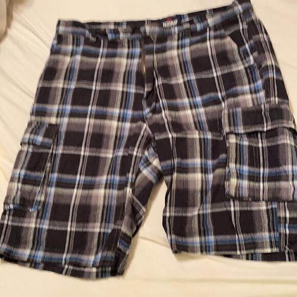 Redsnap Other - Redsnap Plaid Board Shorts Size 36